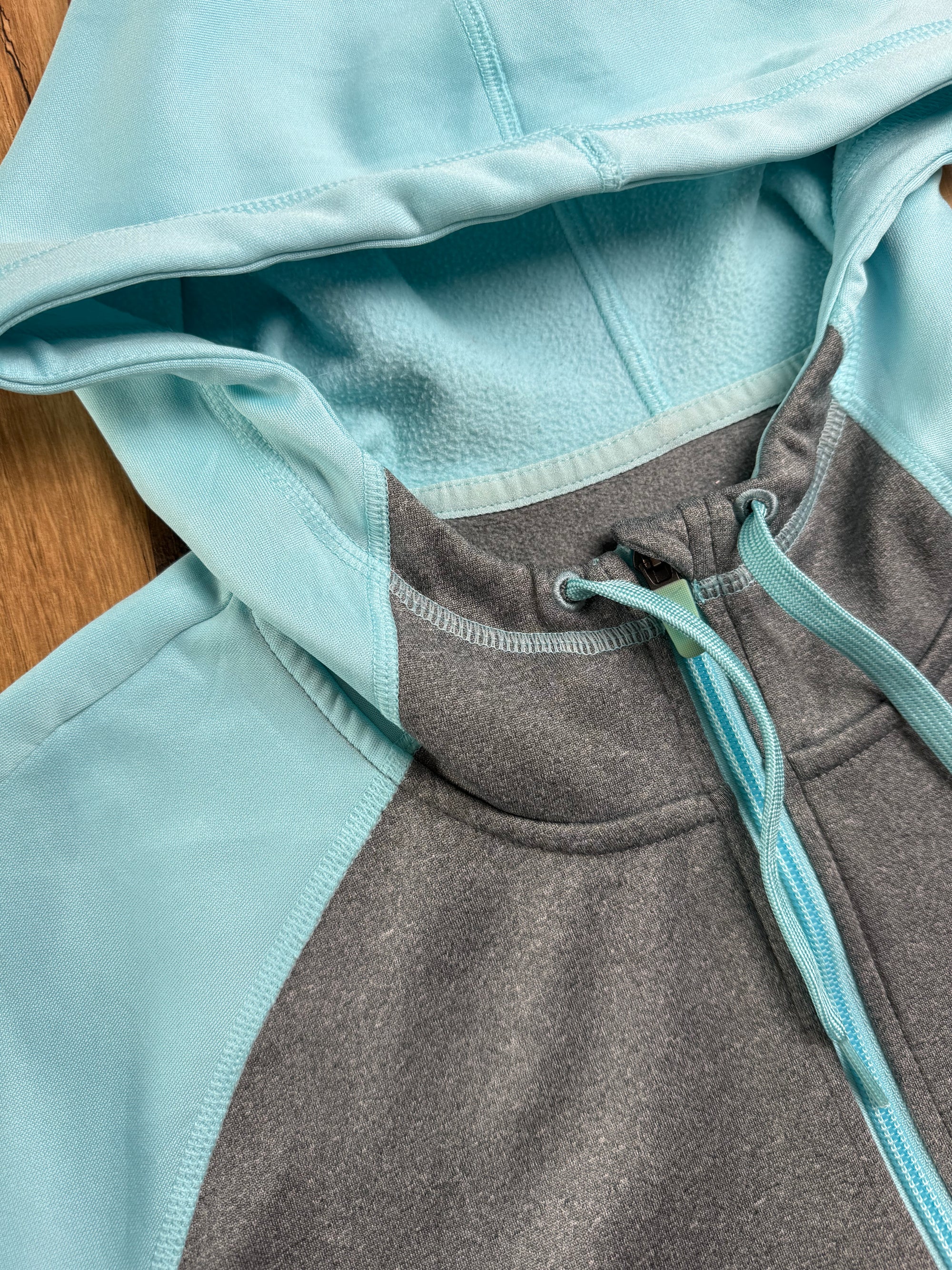 Veste Nike à capuche Therma-Fit bleu ciel et gris - taille XL