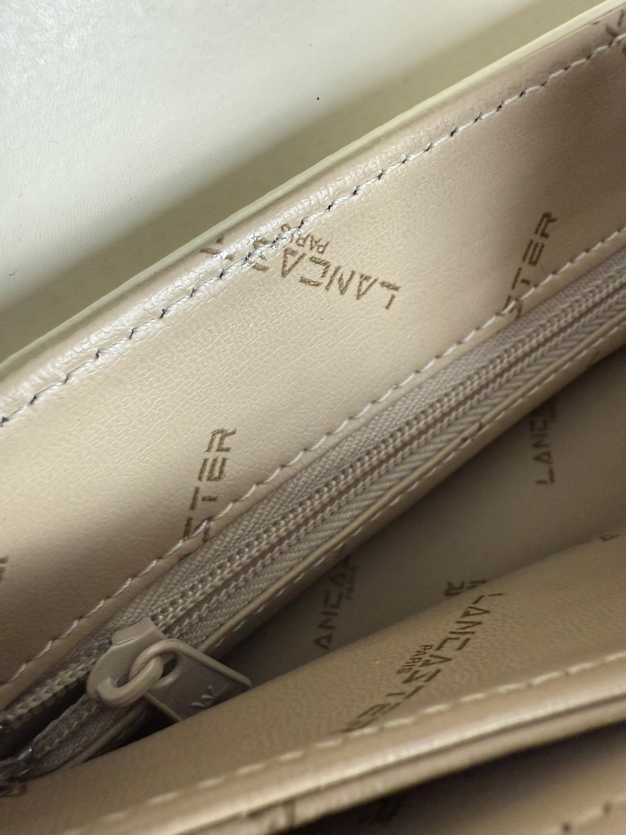 Sac Lancaster blanc cassé vintage - format bandoulière