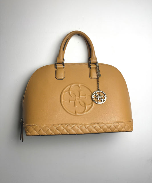 Sac à main Guess camel - Élégant et pratique