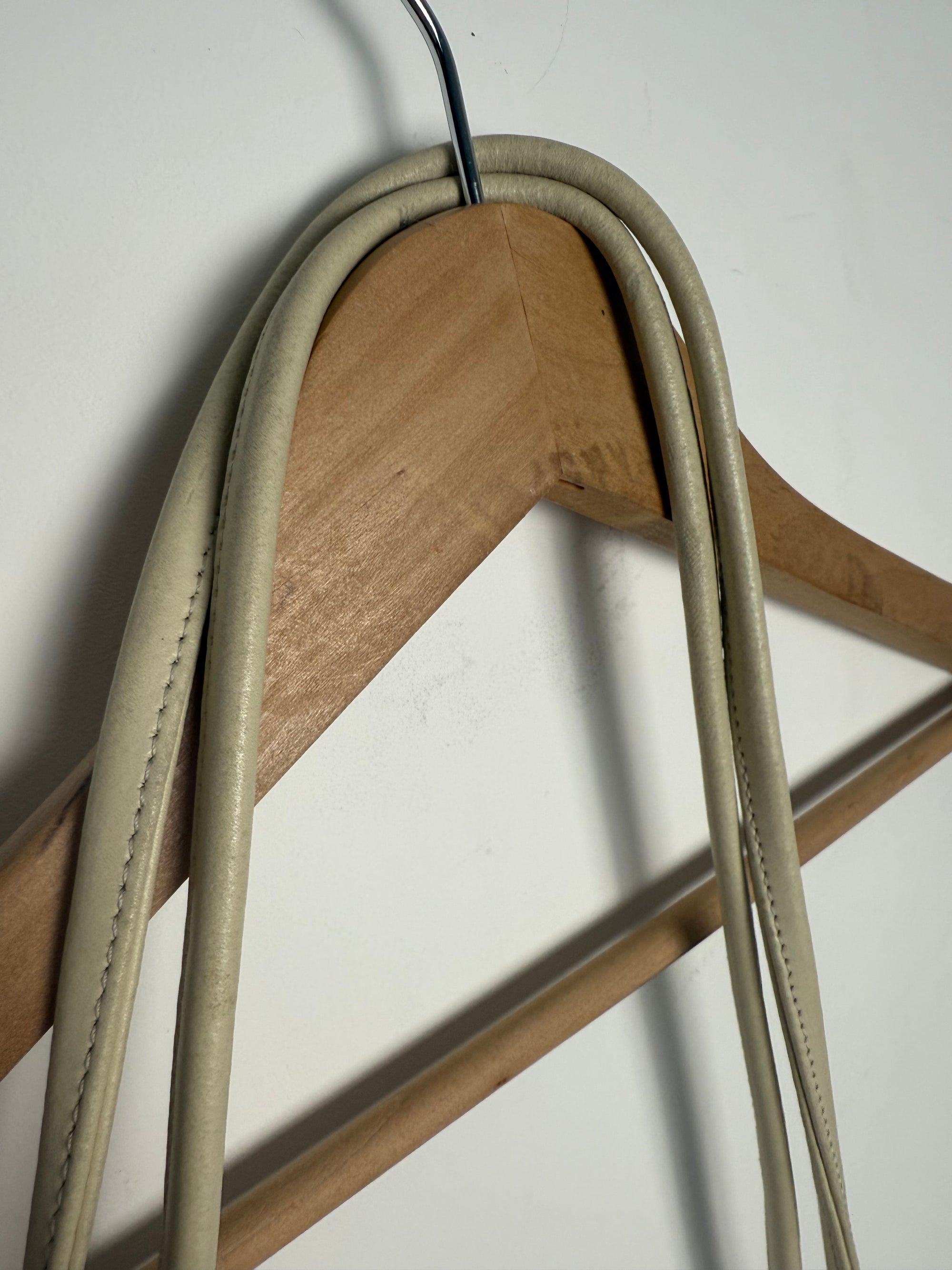 Sac Lancaster blanc cassé vintage - format bandoulière