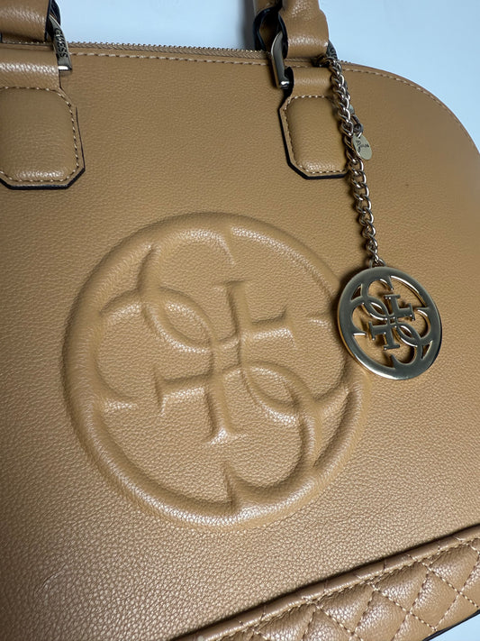 Sac à main Guess camel - Élégant et pratique