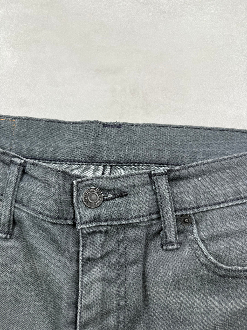 Short en Jean Levi's 511 Slim - Gris - Homme taille 40