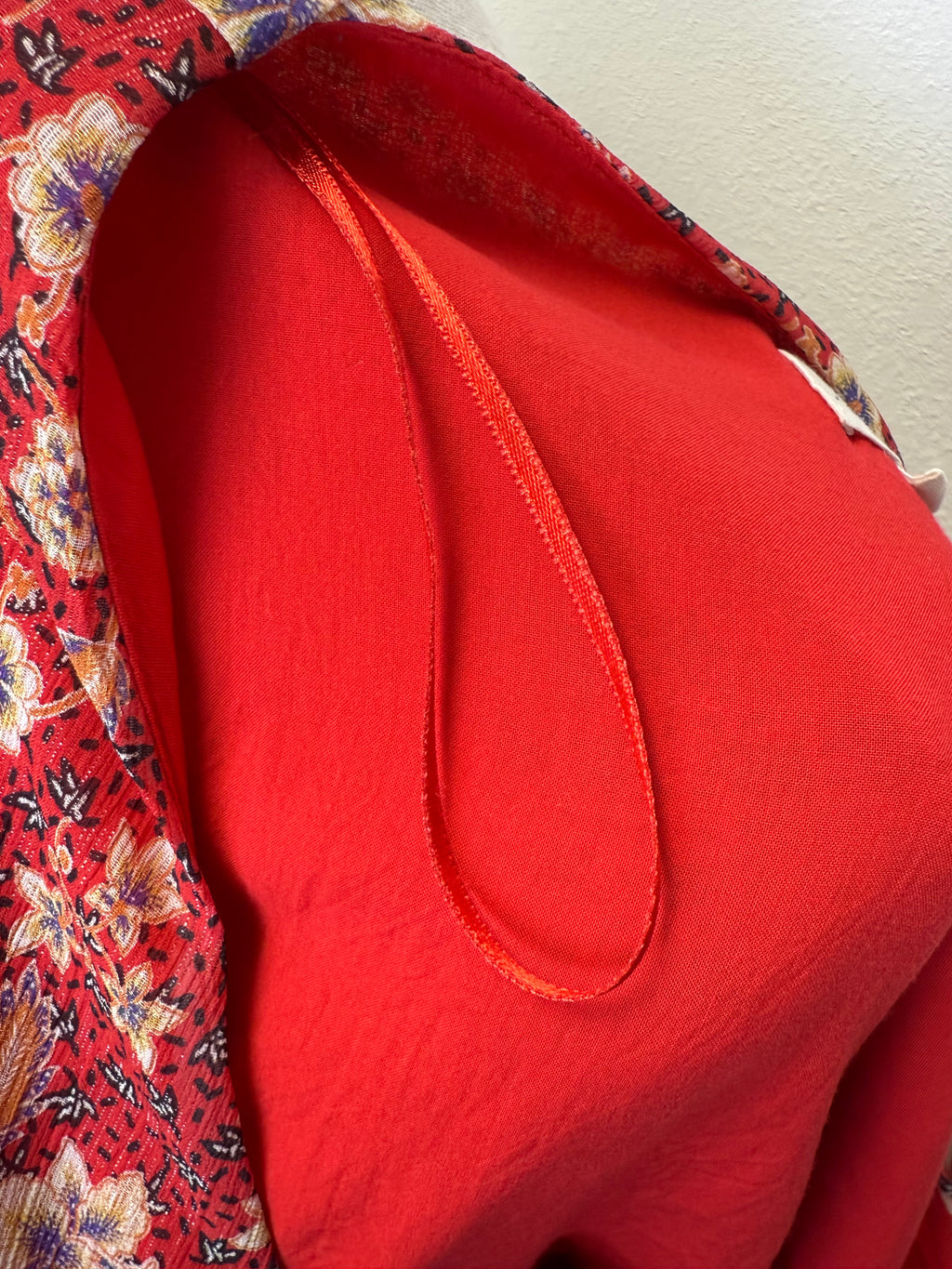 Blouse rouge fleurie Maison 123 – taille 38 / M