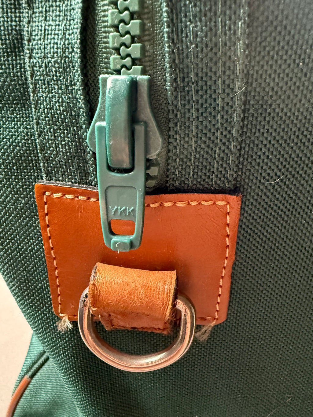 Lancel Paris sac de voyage vintage toile verte & cuir - made in France