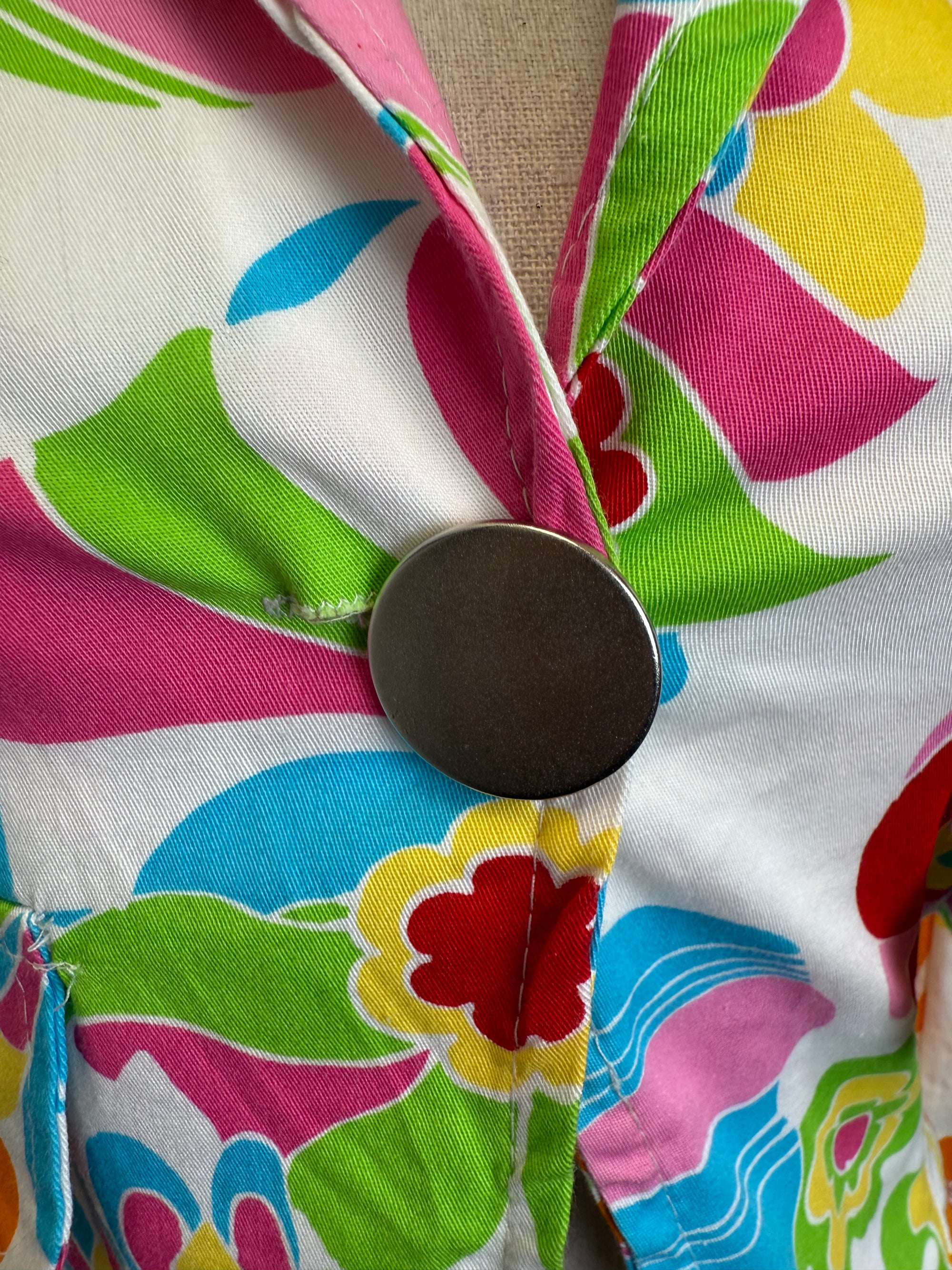 Veste cintrée fleurie 70s Pin-Up multicolore – Style pop / rétro – taille 38 / M