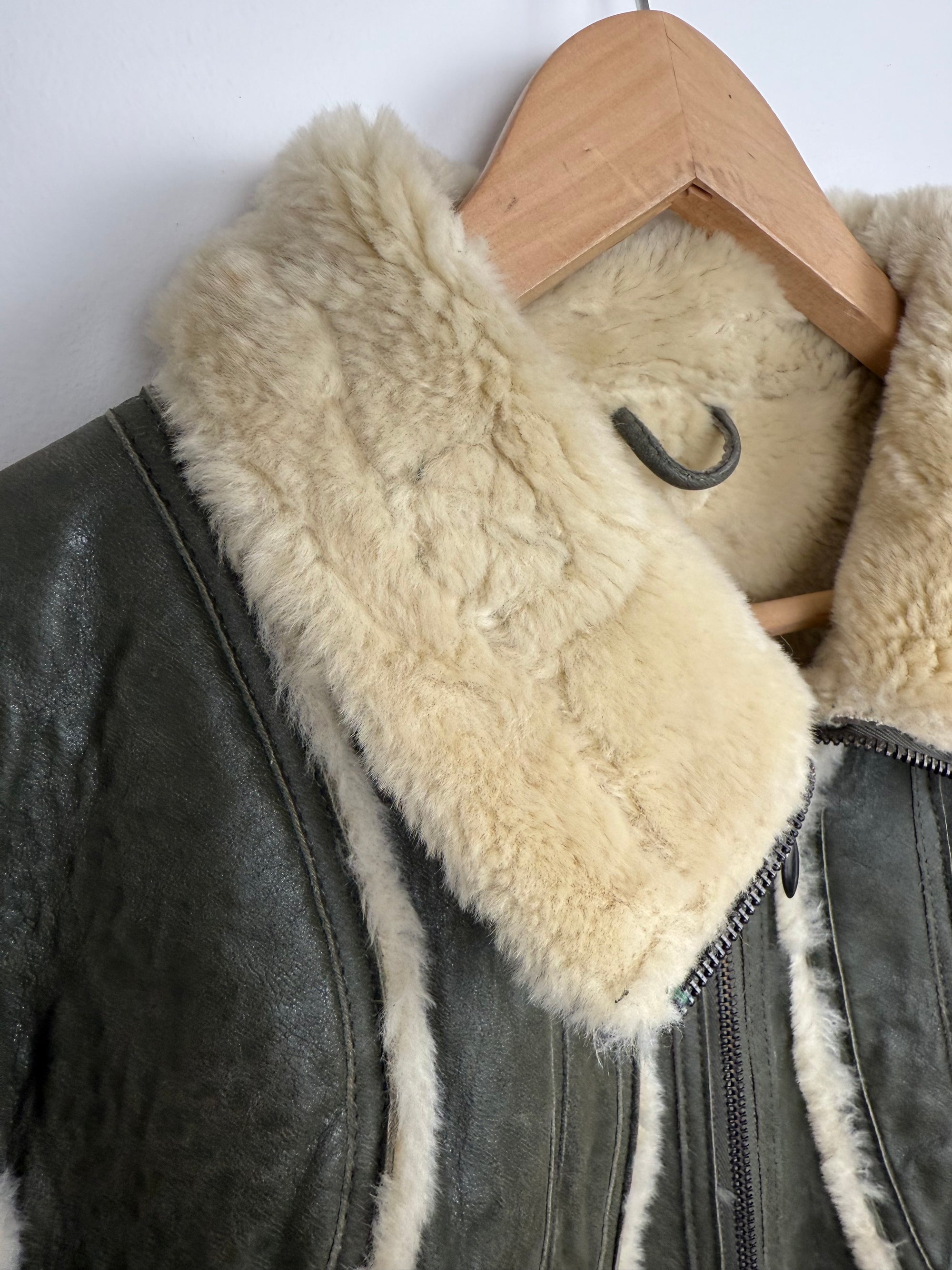 Blouson Bombardier Cuir de Chèvre Vert Vintage Empiècements Fourrure - Taille S