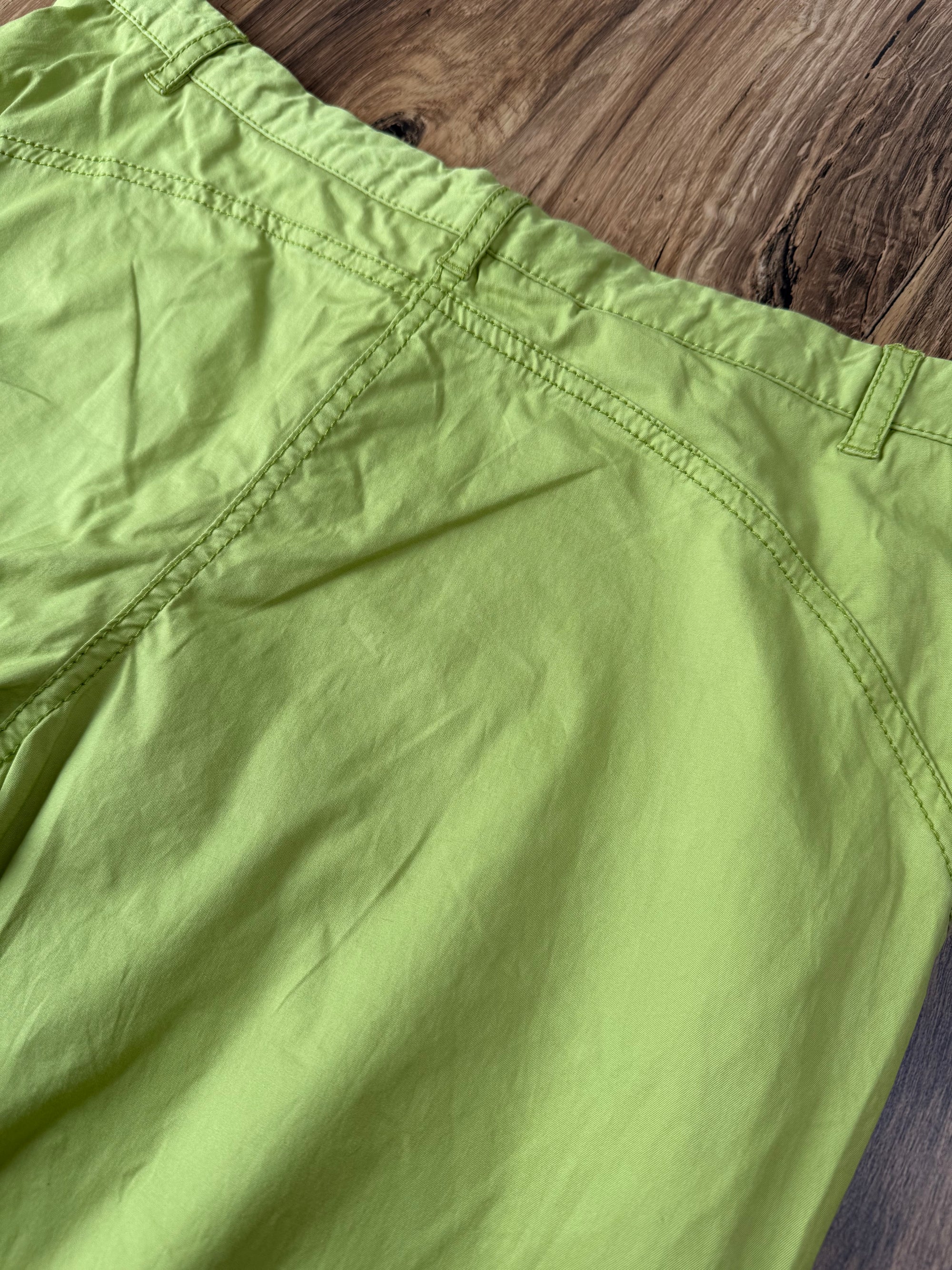 Pantalon été vert Moschino Made in Italy – Taille 40 FR